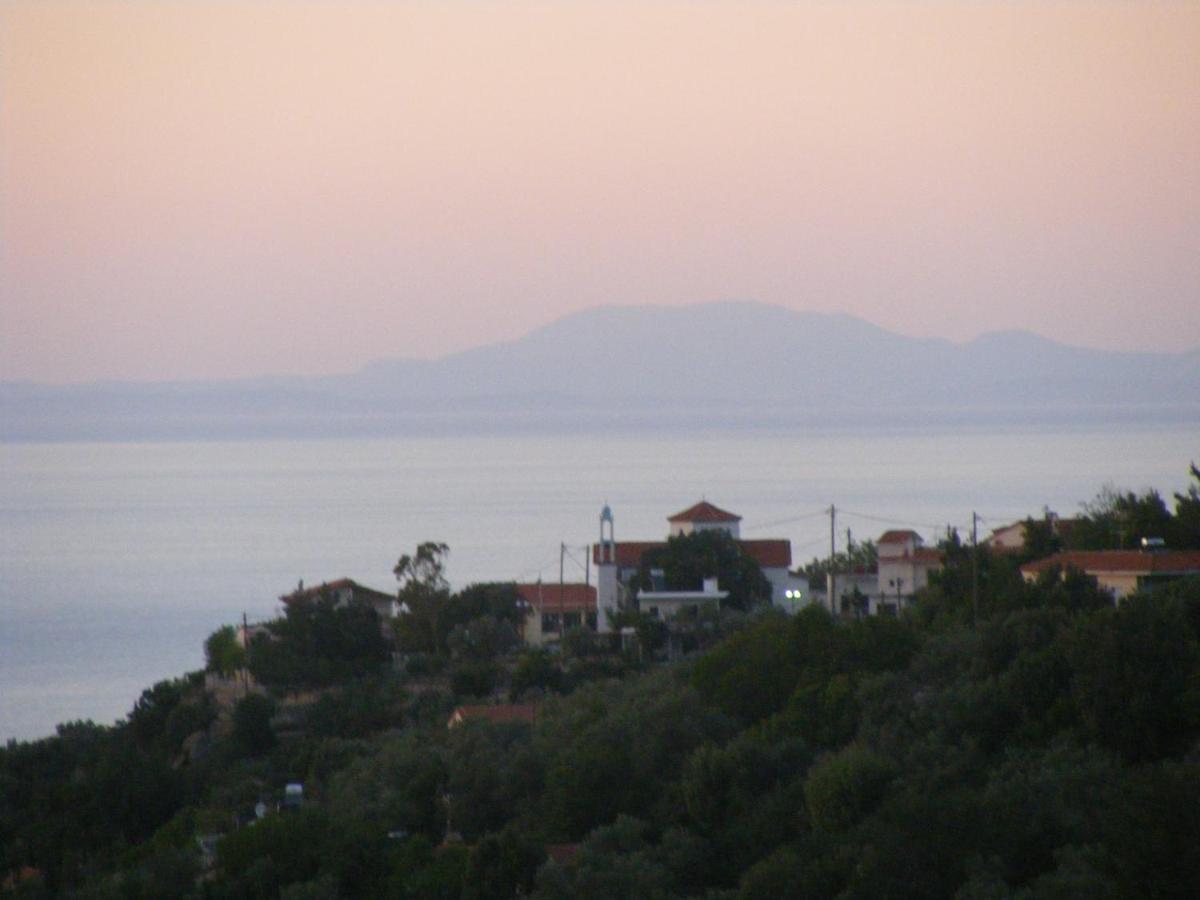 Eri Rooms To Let Ράχες Εξωτερικό φωτογραφία