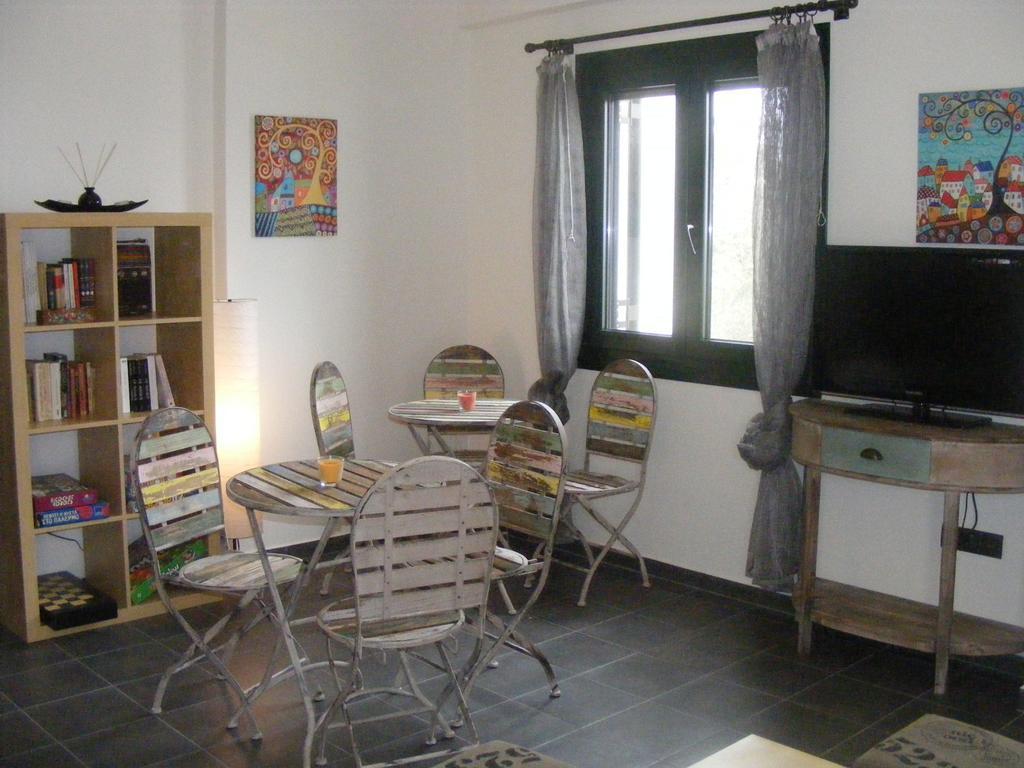 Eri Rooms To Let Ράχες Εξωτερικό φωτογραφία