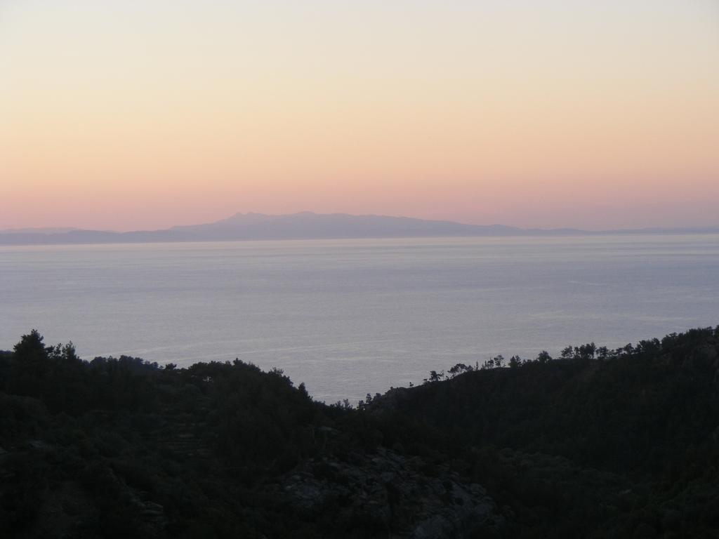 Eri Rooms To Let Ράχες Εξωτερικό φωτογραφία